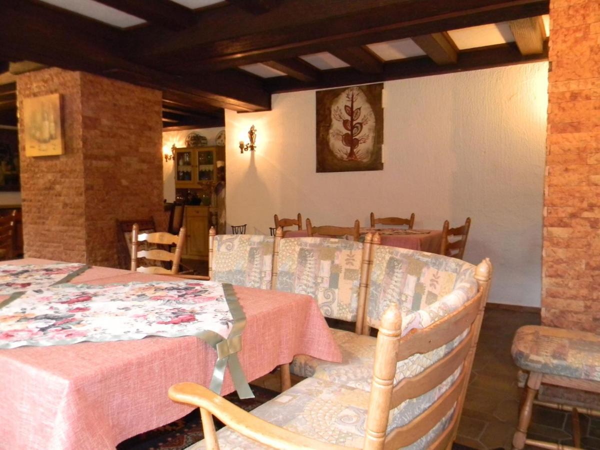 مبيت وإفطار إيديغير إيلير Gastehaus Am Calmont المظهر الخارجي الصورة