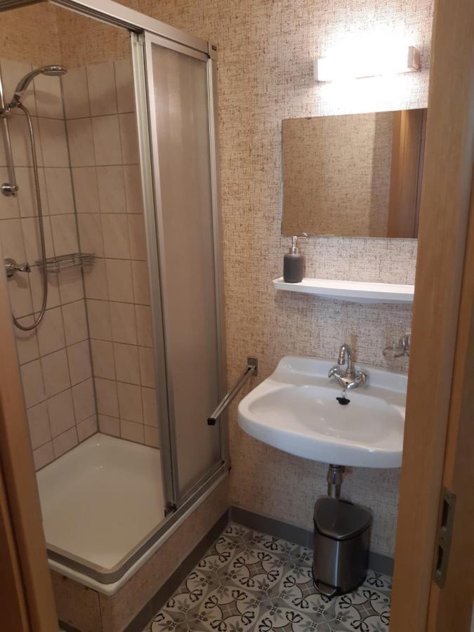 مبيت وإفطار إيديغير إيلير Gastehaus Am Calmont المظهر الخارجي الصورة