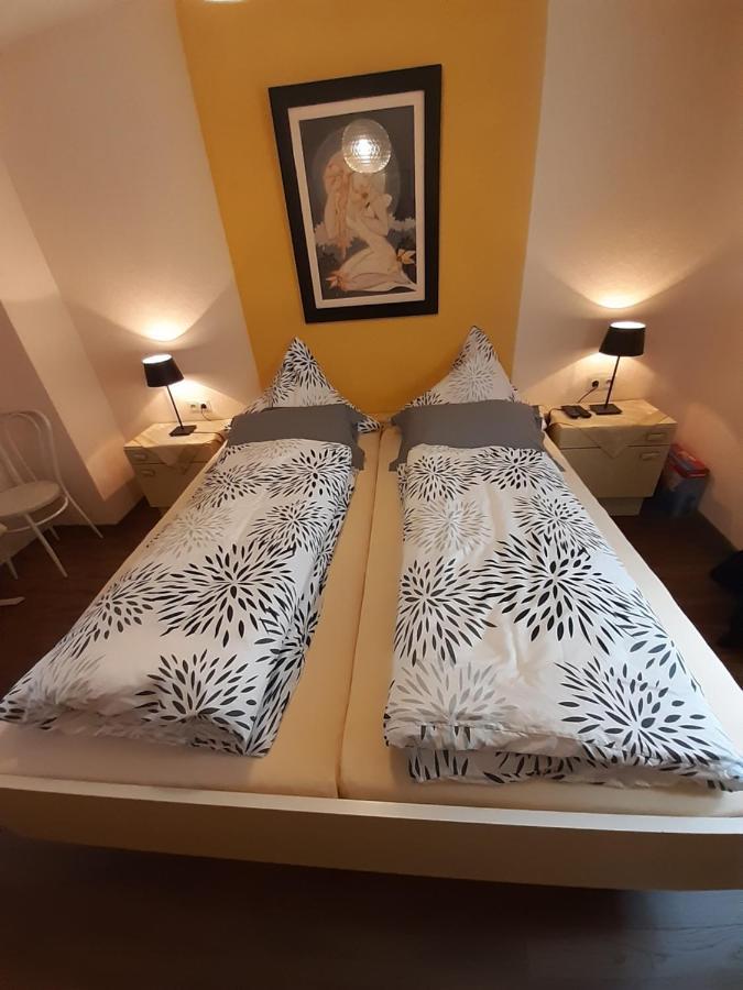 مبيت وإفطار إيديغير إيلير Gastehaus Am Calmont المظهر الخارجي الصورة